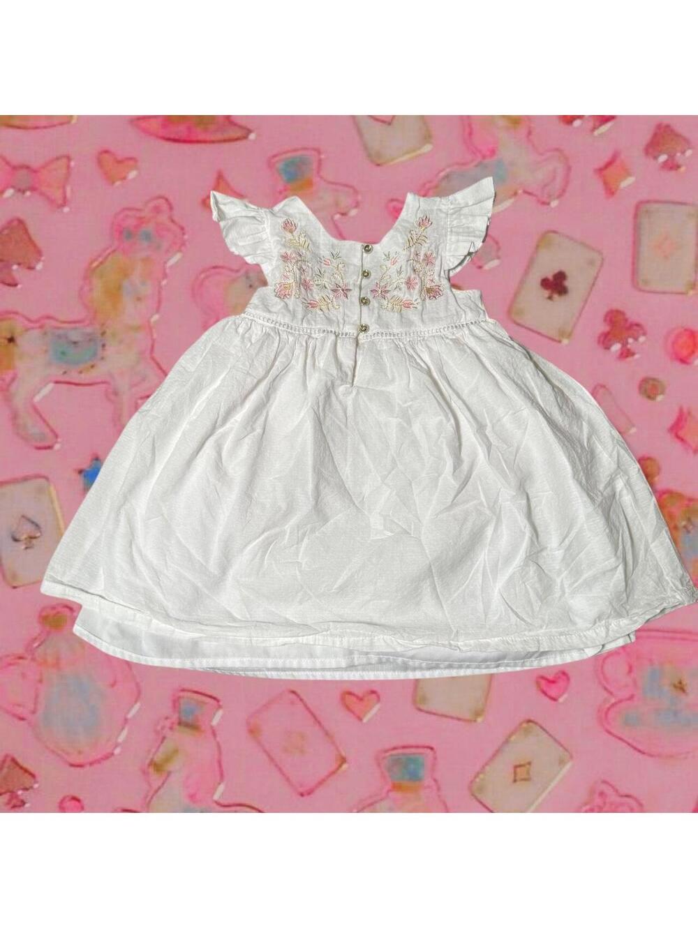 **Max Studio Floral Embroidered Dress – Girls Size 4